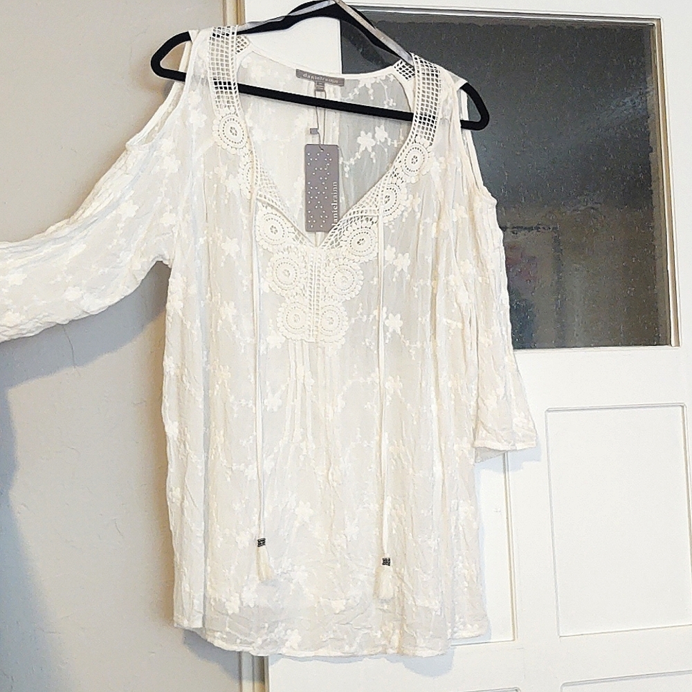 Daniel Rainn Cold Shoulder Top